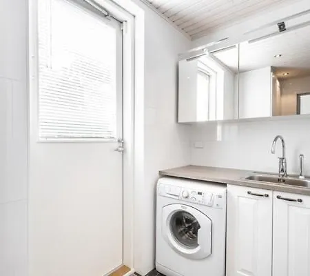 Beautiful 105 M2 Sd-house In Excellent Location Pt With 3 Bedrooms, Free Parking And Sauna 公寓 *