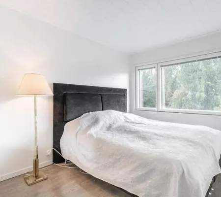 公寓 Beautiful 105 M2 Sd-house In Excellent Location Pt With 3 Bedrooms, Free Parking And Sauna